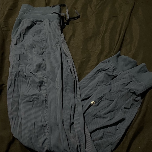 Authentic lululemon leggings - Picture 1 of 1